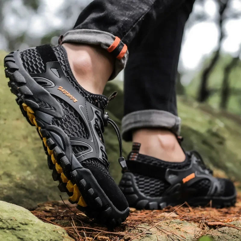 MAIJION Professional Aqua Shoes for Men Non-Slip Water Shoes Trekking Upstream Quick-Dry Beach Lightweight Water Sports Sneakers