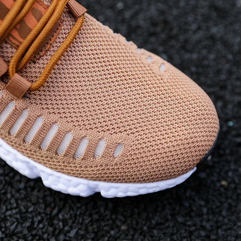 Summer Men Sneakers Lightweight Breathable Mesh Outdoor Casual Shoes Fashionable Tennis Training Shoes Men's Shoes Free Shipping