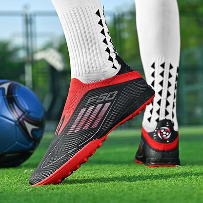 Nouvelles chaussures de football pour hommes, crampons longs d'entraînement, chaussures de football pour matchs en extérieur, crampons pour garçons et adultes, respirantes, antidérapantes, confortables pour le sport