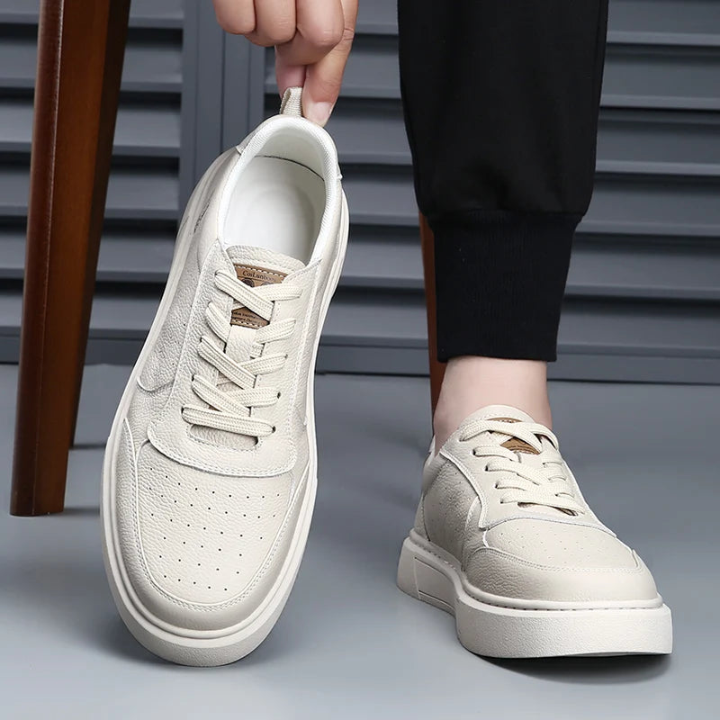 Sapatilhas DIMANYU para homem em pele genuína, novas para o verão de 2026, sapatos casuais para homem com plataforma, atacadores, estilo simples e moderno, respiráveis