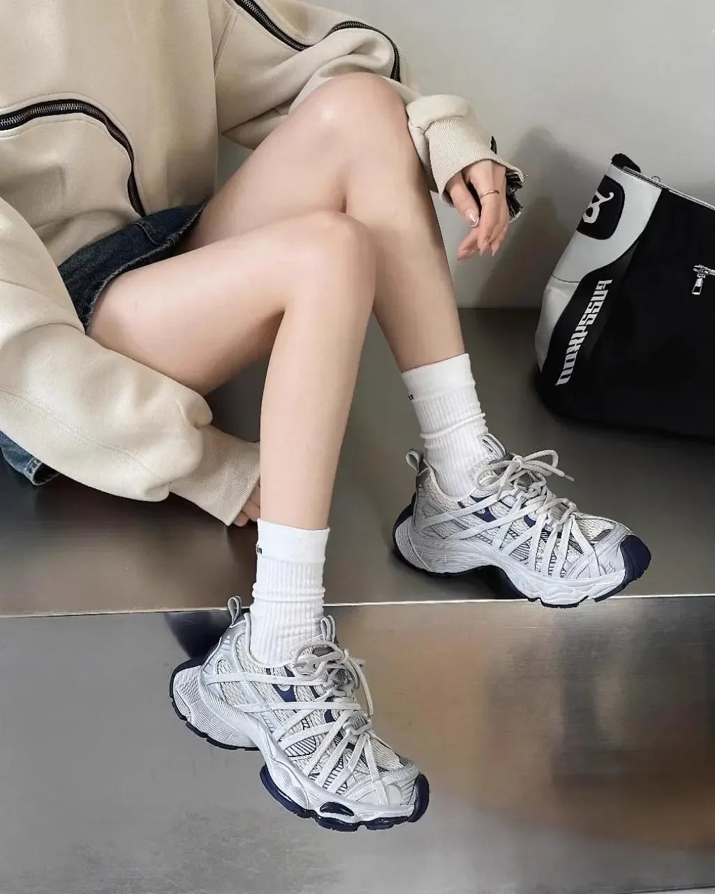 Spring Summer New Style Men and Women Dad Shoes, Thick Bottom Net Surface Sports Shoes, Trendy, Versatile, Breathable Tie Shoes