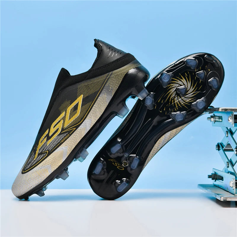 Nouvelles chaussures de football pour hommes, chaussures de sport respirantes, chaussures de futsal antidérapantes, chaussures de football ultralégères, haute tige, haute qualité, pour match en extérieur