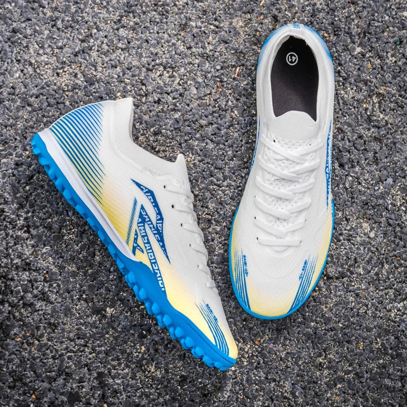 Chaussures de football pour hommes adultes, modèle TF, à tiges hautes, avec empeigne souple en PU, semelles antidérapantes et crampons, idéales pour les matchs et l'entraînement sur gazon synthétique.