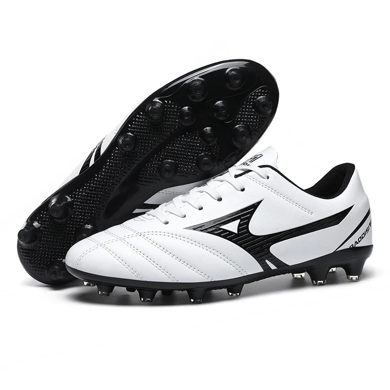 New Arrival Main Push Soccer Cleats with Long Broken Studs, Outdoor Sports Football Shoes