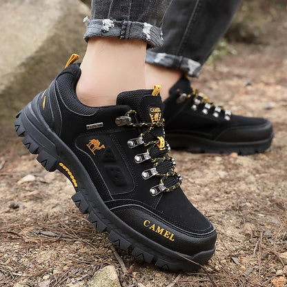 Classic Black Men's Hiking Shoes Outdoor Low-Cut Climbing Walking Shoes Trekking Sneakers Non-Slip Mountaineering Shoes for Men