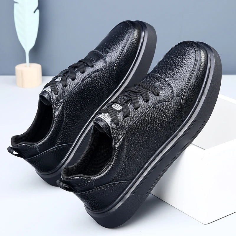 Sapatilhas DIMANYU para homem em pele genuína, novas para o verão de 2026, sapatos casuais para homem com plataforma, atacadores, estilo simples e moderno, respiráveis