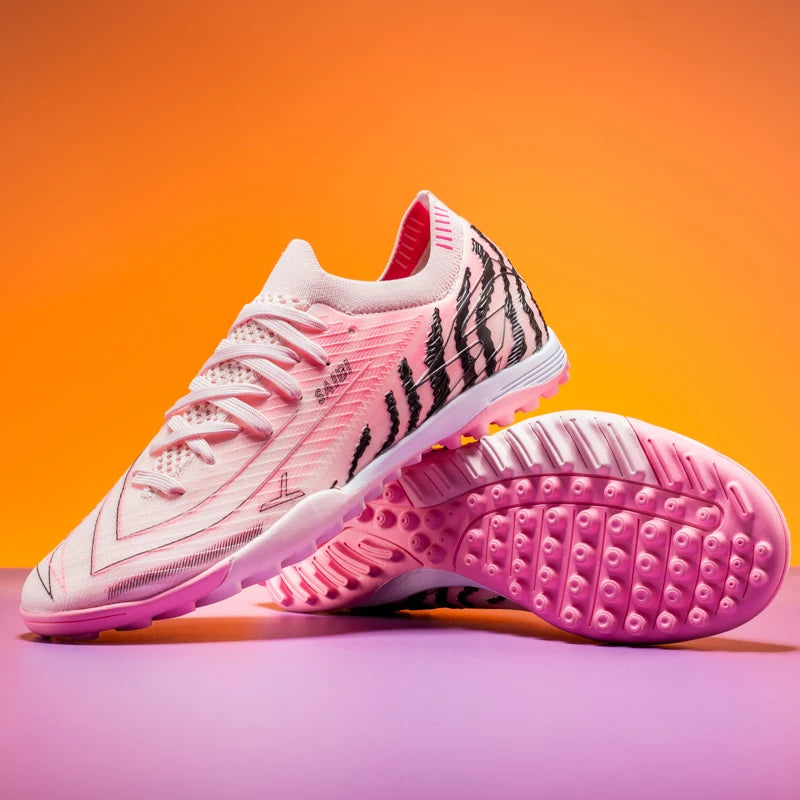 Chaussures de football unisexe TF Turf, semelle en caoutchouc résistante à l'usure, tige en PU confortable, chaussures légères pour les matchs sur gazon en extérieur.