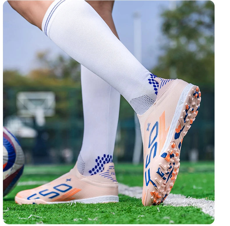 Nouvelles chaussures de football pour hommes, baskets antidérapantes, chaussures d'entraînement, bottes de football très vendues, crampons légers de haute qualité pour matchs sur gazon, mi-hautes pour l'extérieur
