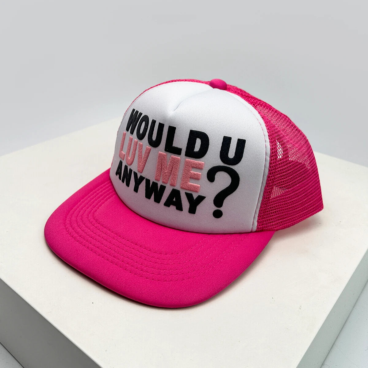 Novos bonés de basebol unissexo com blocos de cor, estampado com letras e bordado, estilo hip-hop, em malha respirável, com pala para proteção solar, bonés trucker urbanos e versáteis