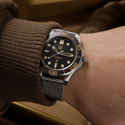Watchdives 42mm Titanium Dive Watch NTTD VH31 Sweep Second Quartz Movement 200m Waterproof Super Luminous Men Watches