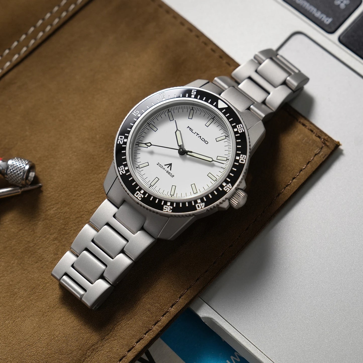 MILITADO ML25 Quartz Dive Watch VH31 Sweep Second Sapphire Crystal 200M Waterproof BGW9 Lume Ceramic Bezel Men Watch