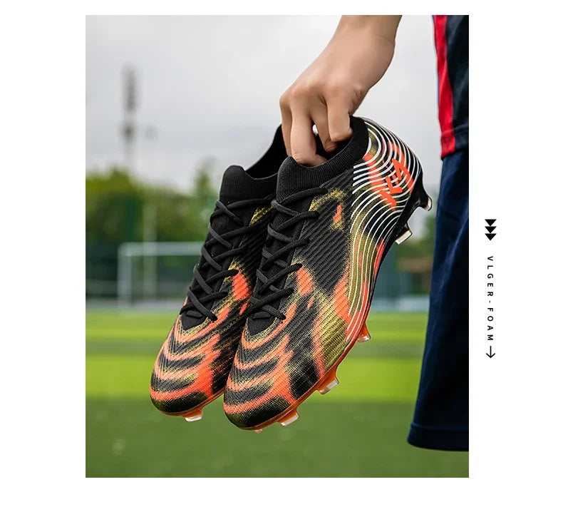 Nuevas zapatillas de fútbol para hombre, botas para césped exterior, tacos antideslizantes de alta calidad, caña alta y ligeras para niños, modelo superventas