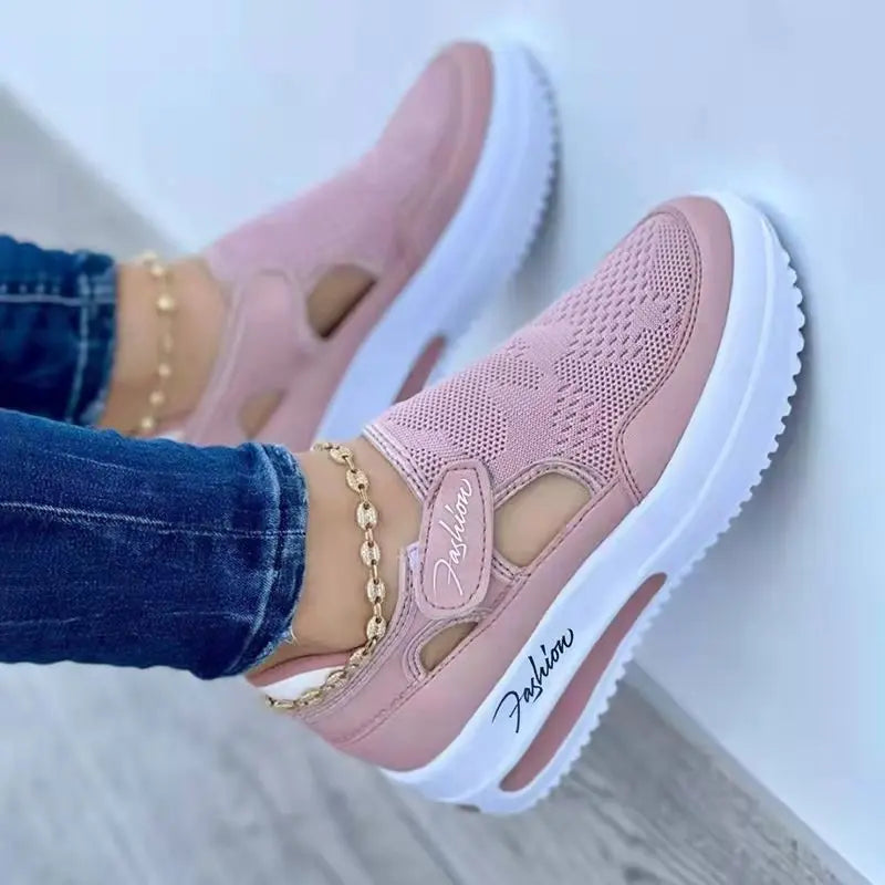 Large Casual Single Shoes for Women 2025 New Summer Flat Bottom Breathable Casual Mesh Fashionable Thick-Soled Sports Shoes