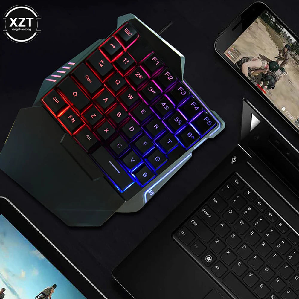 USB One-Handed Gaming Keyboard Mechanical Feel Portable 35 Keys Mini Wired Keyboard Ergonomic Gaming Keyboard