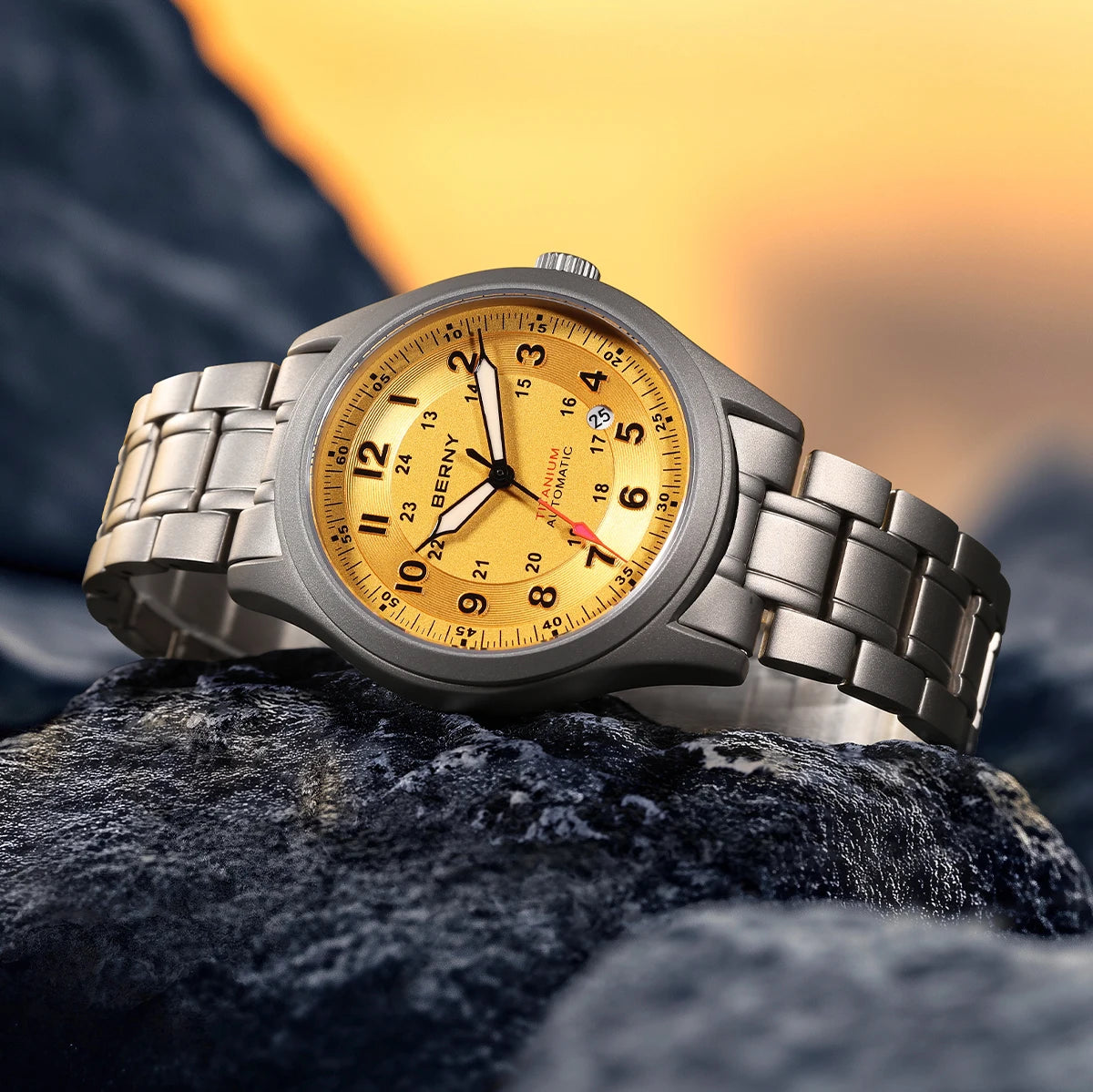 BERNY Titanium Automatic Men's Field Watches Date Sapphire Super Luminous Sports Easy Read Outdoor 10ATM Mechanical Watch
