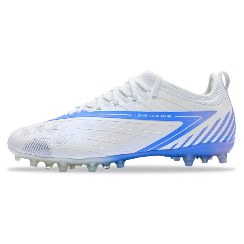 Chuteiras de Futebol Kelme Glimpse MG para Homem Adulto, Pitões Curtos, para Jogo e Treino Profissional em Relva Artificial