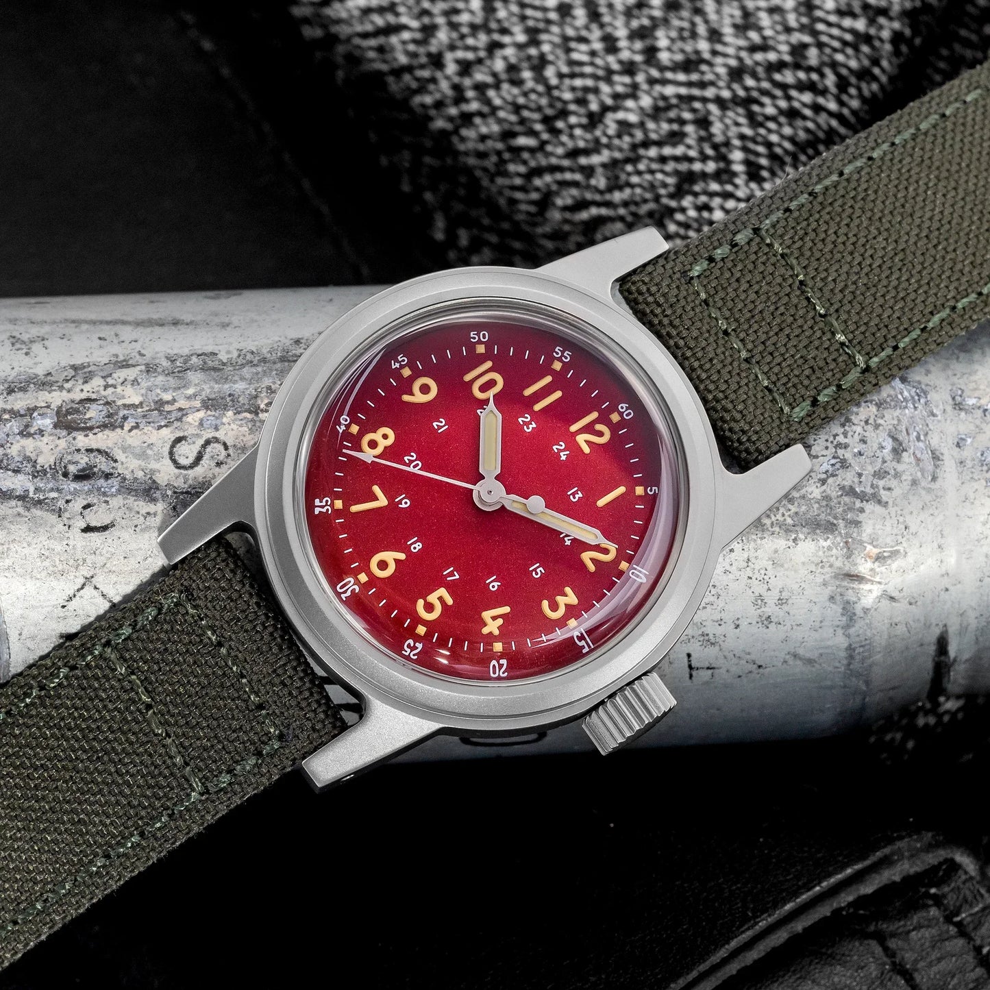 THORN Retro Military Watch 36mm Watch Made of NH35A Movement SHY-043 Sport Watch Unisex Men's and Women's Luxury