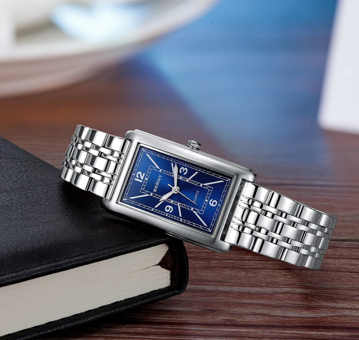 BERNY square men’s watch – Quartz movement, Roman numeral dial, luminescent display, 316L stainless steel case – An elegant and casual rectangular watch