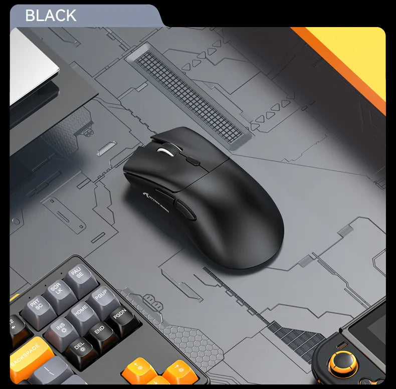 Mouse gaming wireless Attack Shark R1 leggero Bluetooth 2.4G PAW3311 18000DPI ergonomico con macro