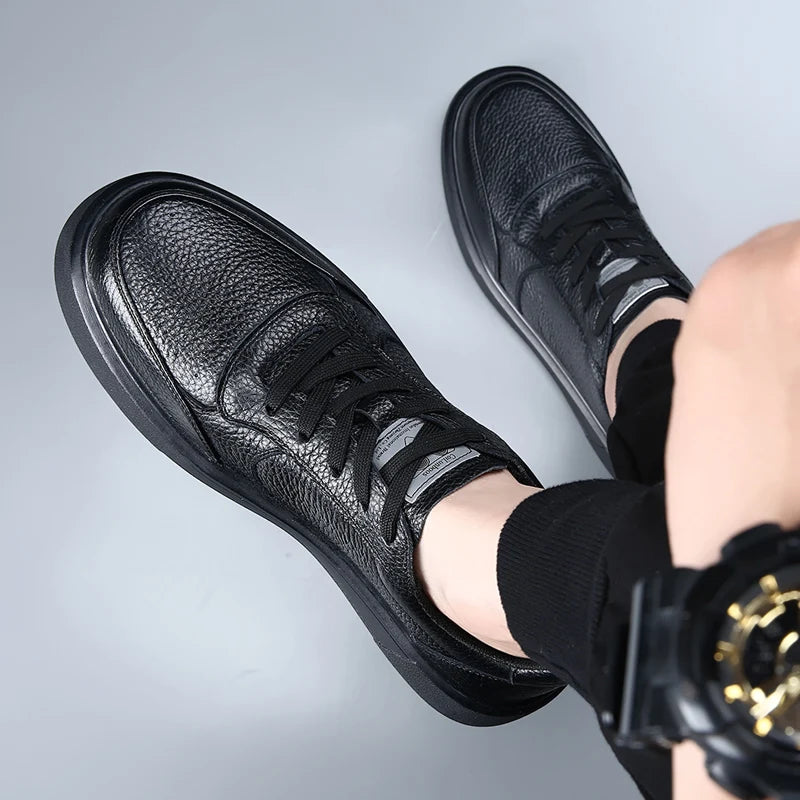 Sapatilhas DIMANYU para homem em pele genuína, novas para o verão de 2026, sapatos casuais para homem com plataforma, atacadores, estilo simples e moderno, respiráveis