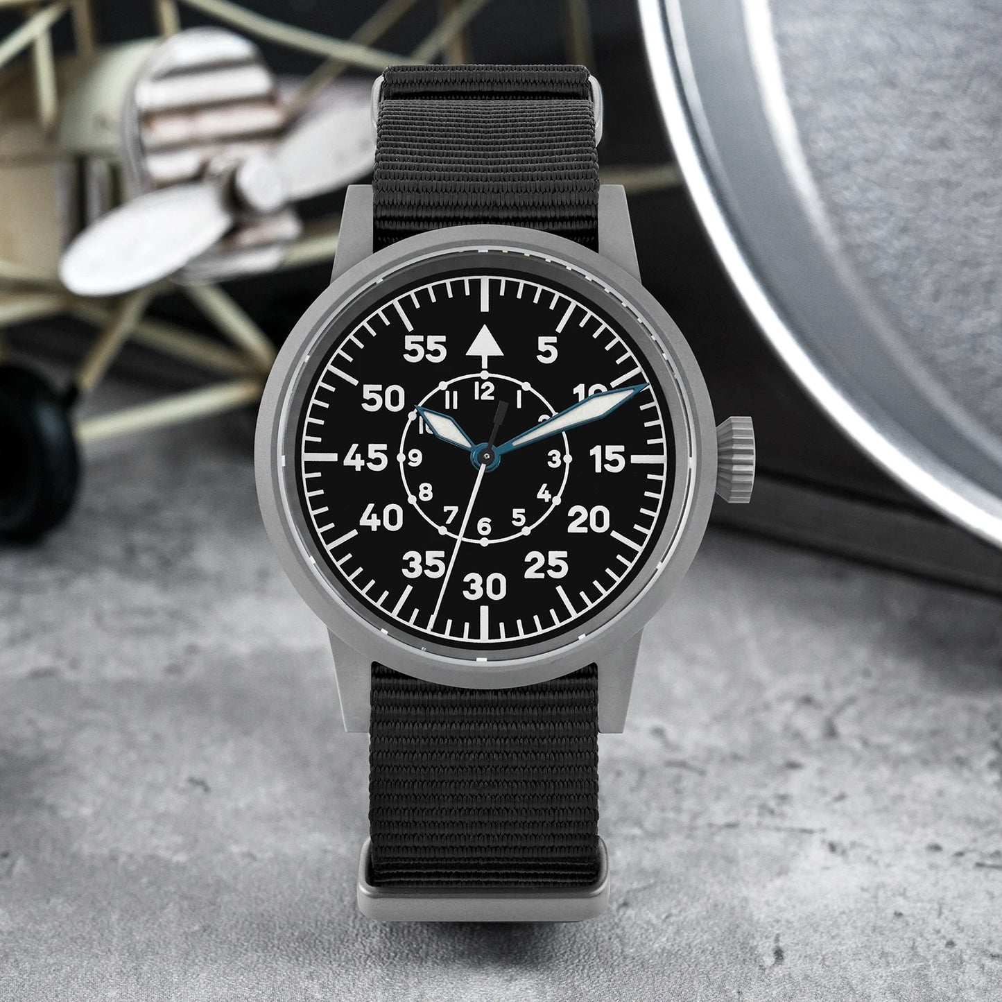 Militado ML10 Quartz Watch VH31 Sweeping Second Movement Sapphire Crystal BGW9 Luminous 10Bar Waterproof 36.9mm Vintage Watches