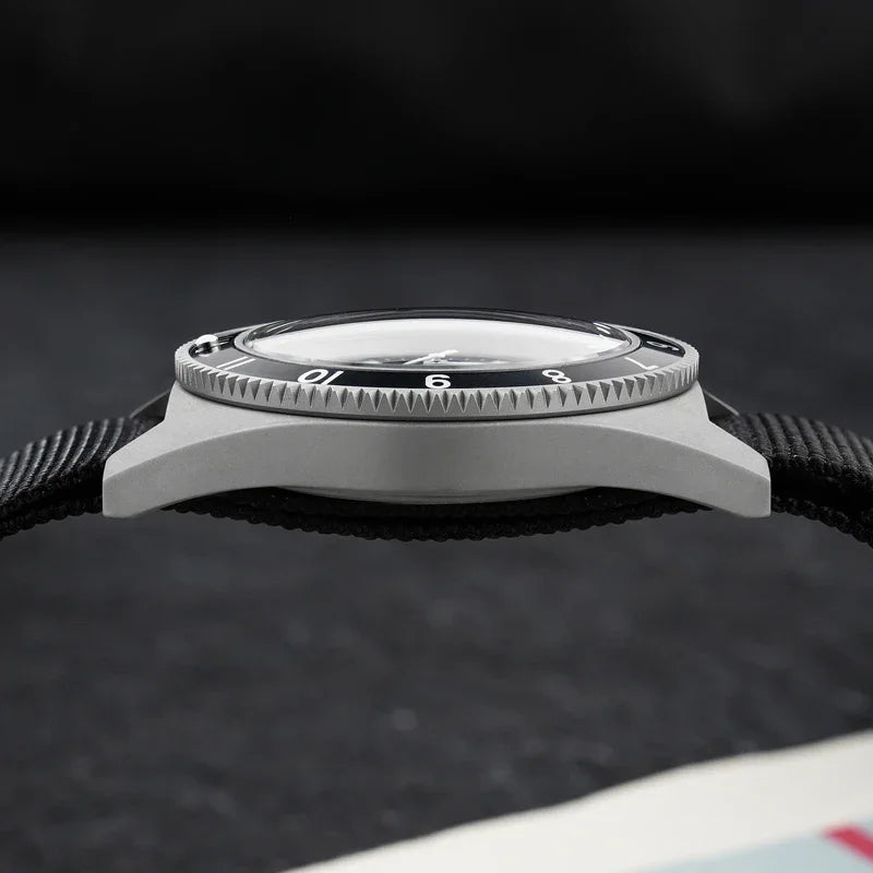 Watchdives WD1972 Men Watch VH31 Sweep Seconds Quartz Movement Sapphire  Stainless Steel Watches Waterproof Luminous Wristwatch