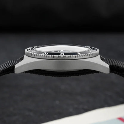 Watchdives WD1972 Men Watch VH31 Sweep Seconds Quartz Movement Sapphire  Stainless Steel Watches Waterproof Luminous Wristwatch
