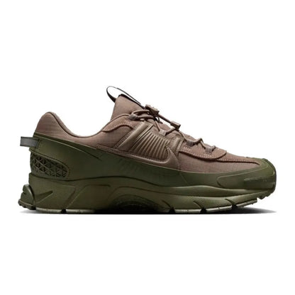 Nike ZOOM VOMERO ROAM Retro Fashion Casual Alledaagse en woon-werkverkeer Ademende Zachte Lage Hardloopschoenen voor Heren, Bruin FV2295-201