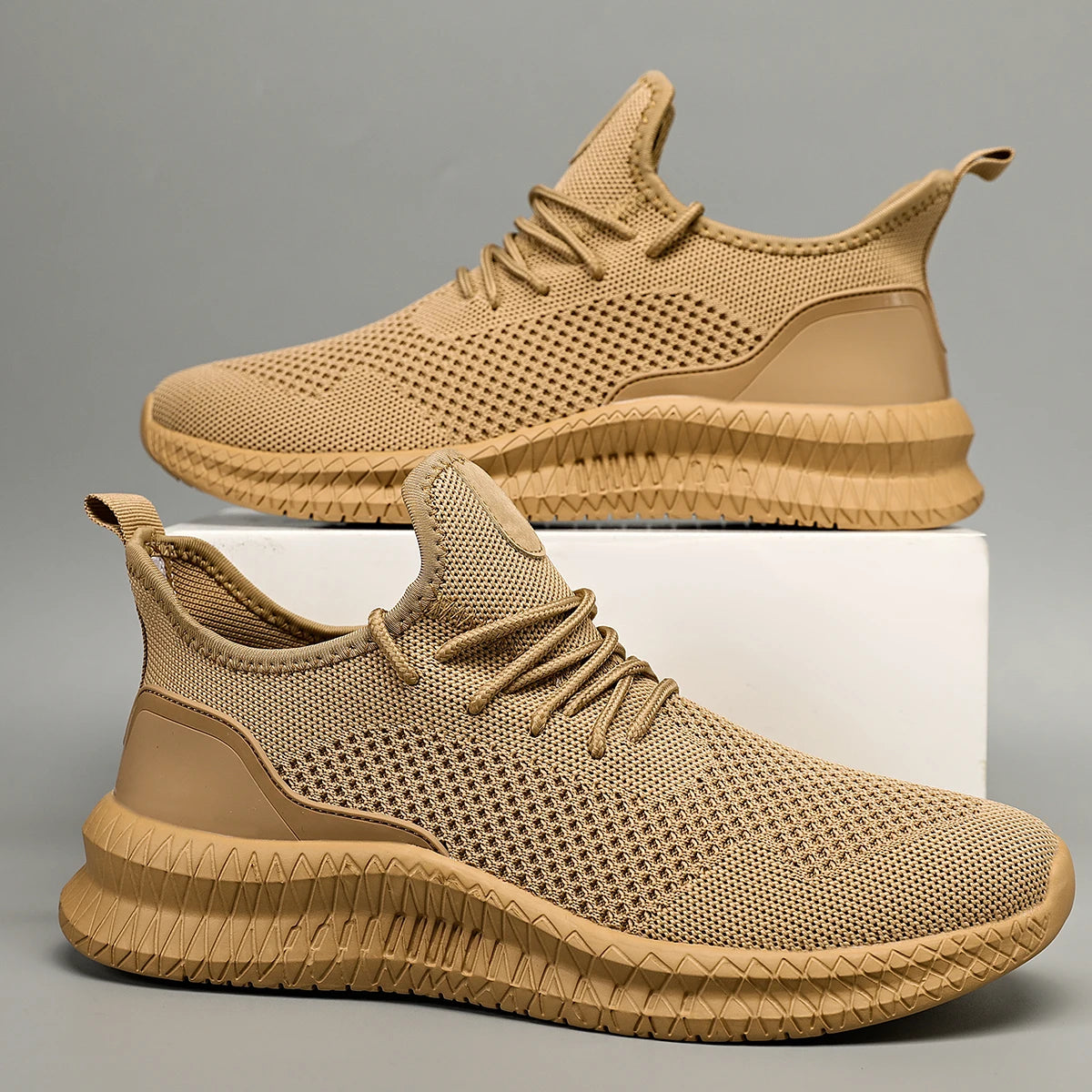 MAEDEF 2024 Walking Sports Shoes High Quality Outdoor Tennis Trainer Shoes Lightweight Comfortable Breathable Men's Casual Sneakers