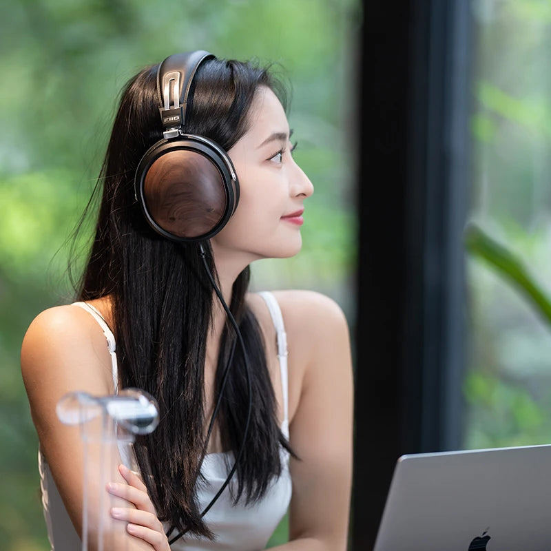 FiiO FT1 Professional Wired HiFi Monitor Headphones – North American Walnut Over-Ear Dynamic Stereo Headset with Leather & Metal Build