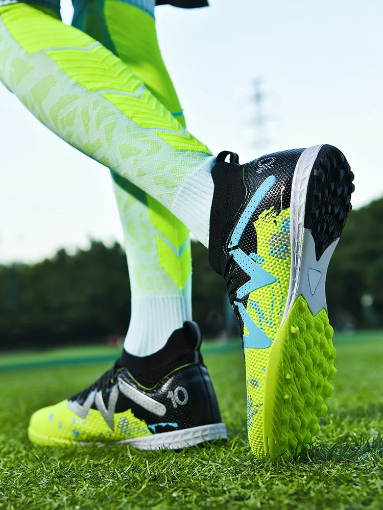 Professional Soccer Shoes TF Broken Nail Teenagers Durable Looking High Tops Training Shoes Adult Outdoors Non-Slip Football Shoes