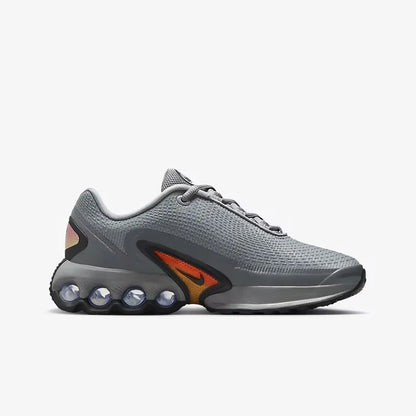 Nike's New Dynamic Air Cushioning and Rebound Outdoor Women's Running Shoes, Multi-Layer Mesh Upper, Lightweight and Comfortable, Suitable for Daily Wear, Sports Running Shoes, Futuristic Design, Versatile, Simple, Stain-Resistant