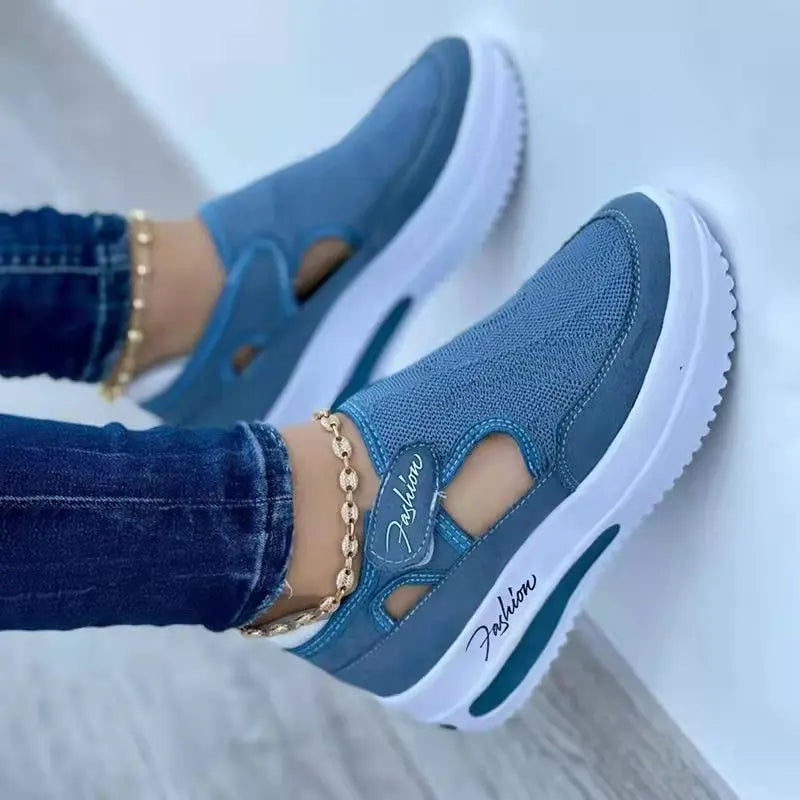 Large Casual Single Shoes for Women 2025 New Summer Flat Bottom Breathable Casual Mesh Fashionable Thick-Soled Sports Shoes