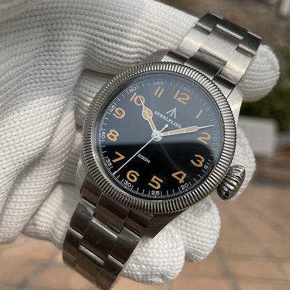 STEELFLIER SF741 VH31 Movement Synthetic Sapphire Mirror Quartz Watch Onion Screw-in Crown 200-meter Waterproof Men's Watch