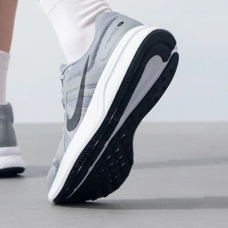 Chaussures Nike pour hommes, modèle original, basses, légères, respirantes, avec amorti, pour le fitness, les nouveaux entraînements sportifs et la course sur route, Cu3517-014-2