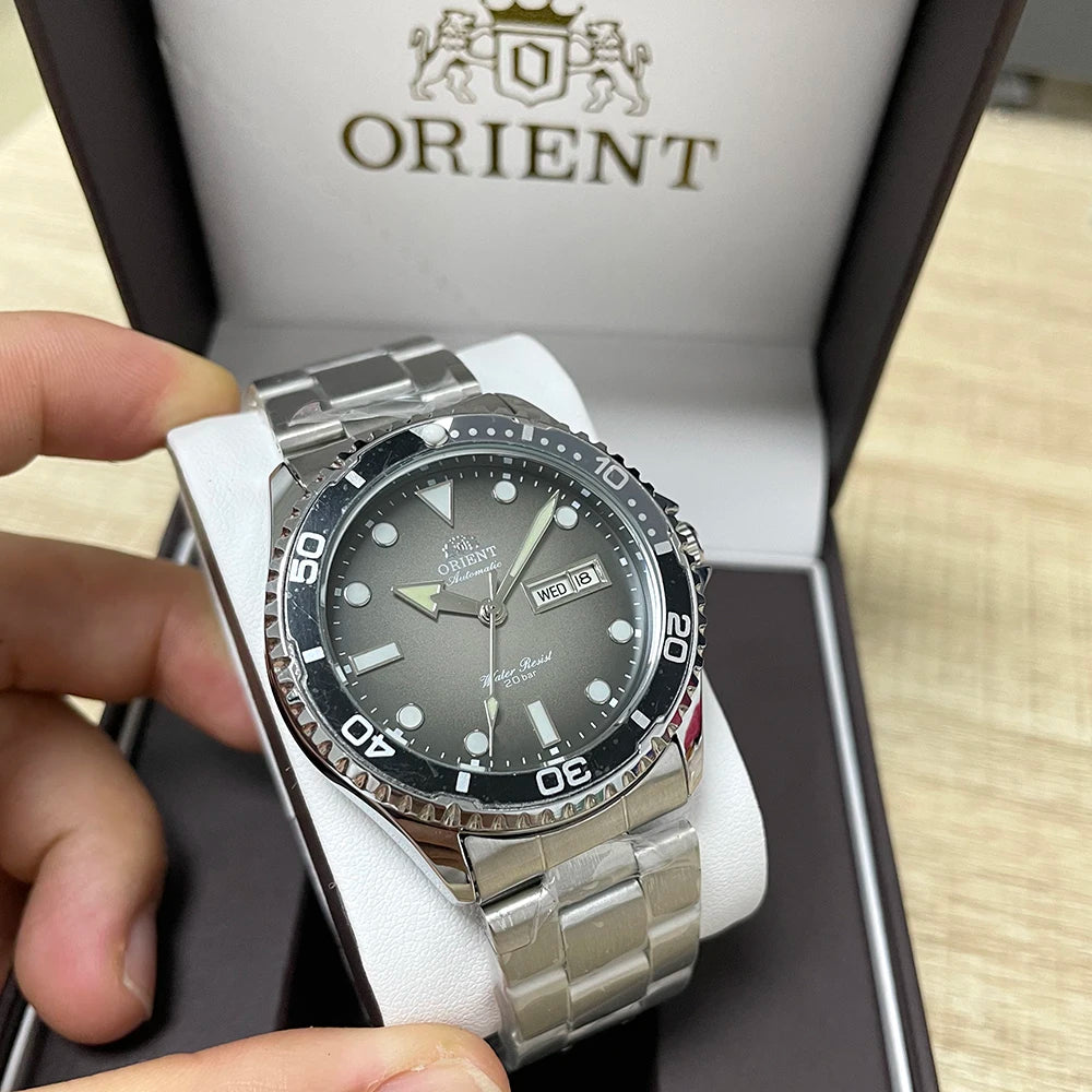 Orient Men's 200M Waterproof Automatic Dive Watch Dial Stainless Steel Bracelet Day Date Self-Winding Luminous Wristwatch