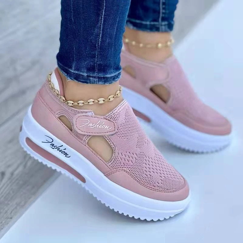Large Casual Single Shoes for Women 2025 New Summer Flat Bottom Breathable Casual Mesh Fashionable Thick-Soled Sports Shoes