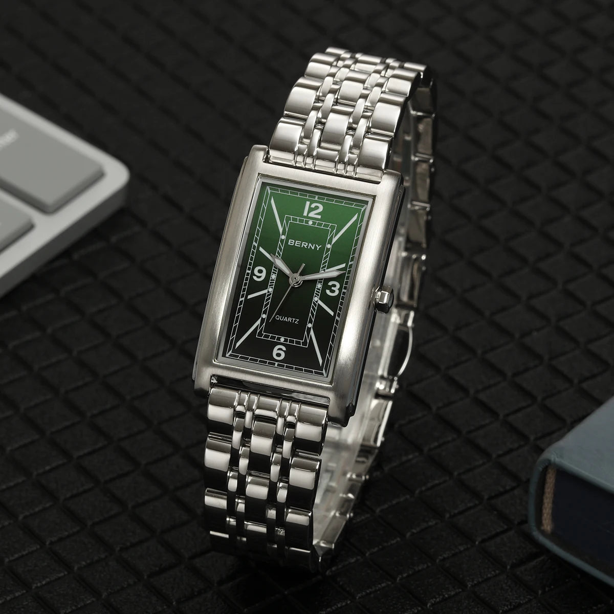 BERNY square men’s watch – Quartz movement, Roman numeral dial, luminescent display, 316L stainless steel case – An elegant and casual rectangular watch