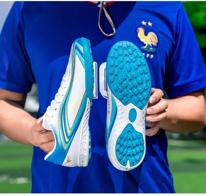 Nouvelles chaussures de football pour hommes, baskets de haute qualité, crampons de futsal pour gazon, chaussures de football d'intérieur très vendues, chaussures d'entraînement antidérapantes pour l'extérieur