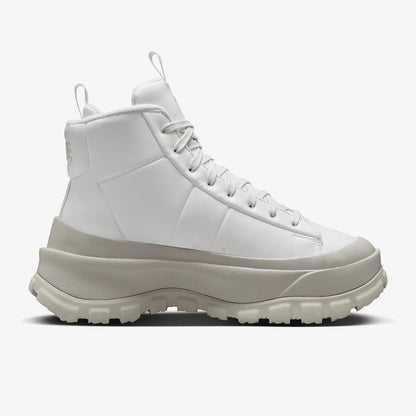 Официални дамски маратонки Nike Blazer Roam Mid Simple Mid-Top FQ9065-100