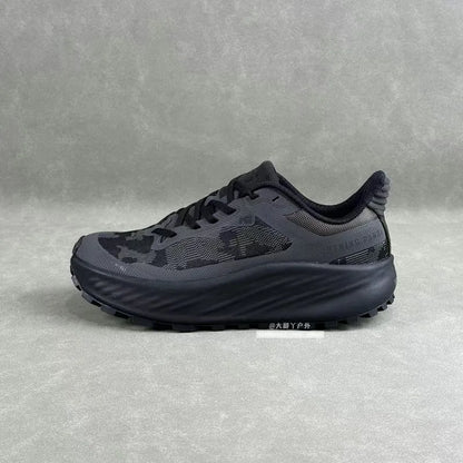 Classic Brand Trail Running Shoes Men Women Anti Slip Sport Shoe Unisex Anti Slip Outdoor Walking Shoe Couples Designer Sneakers