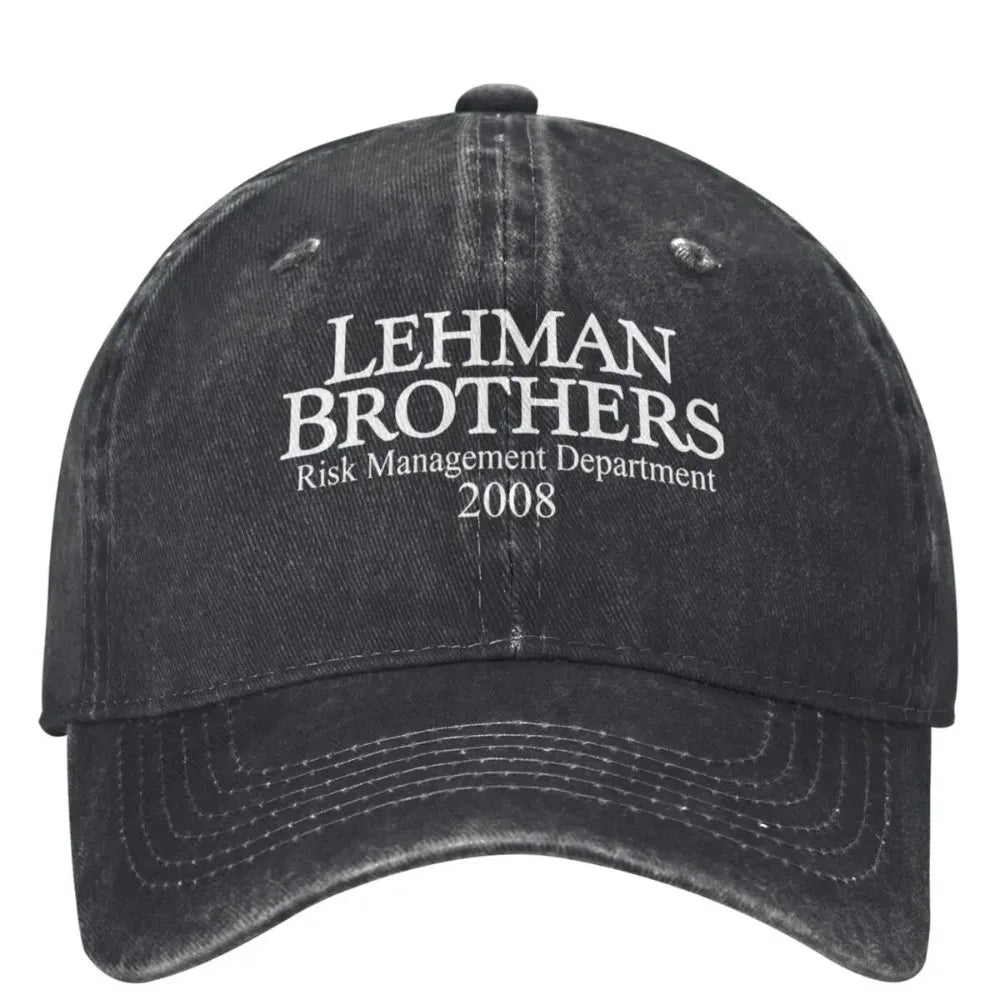 Lehman Brothers – kšiltovka s motivem řízení rizik – bankovní krach – kšiltovka typu „trucker“ – tenisová kšiltovka – skateová kšiltovka typu „snapback“ – dámské kšiltovky