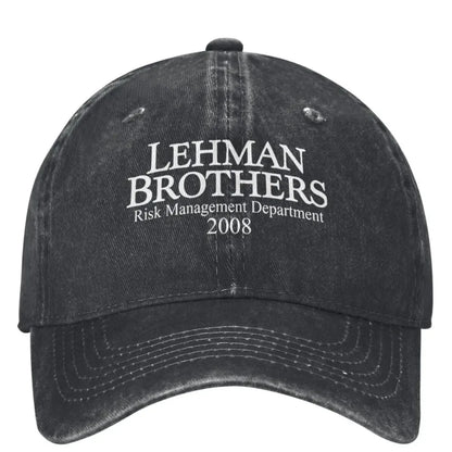 Lehman Brothers – kšiltovka s motivem řízení rizik – bankovní krach – kšiltovka typu „trucker“ – tenisová kšiltovka – skateová kšiltovka typu „snapback“ – dámské kšiltovky