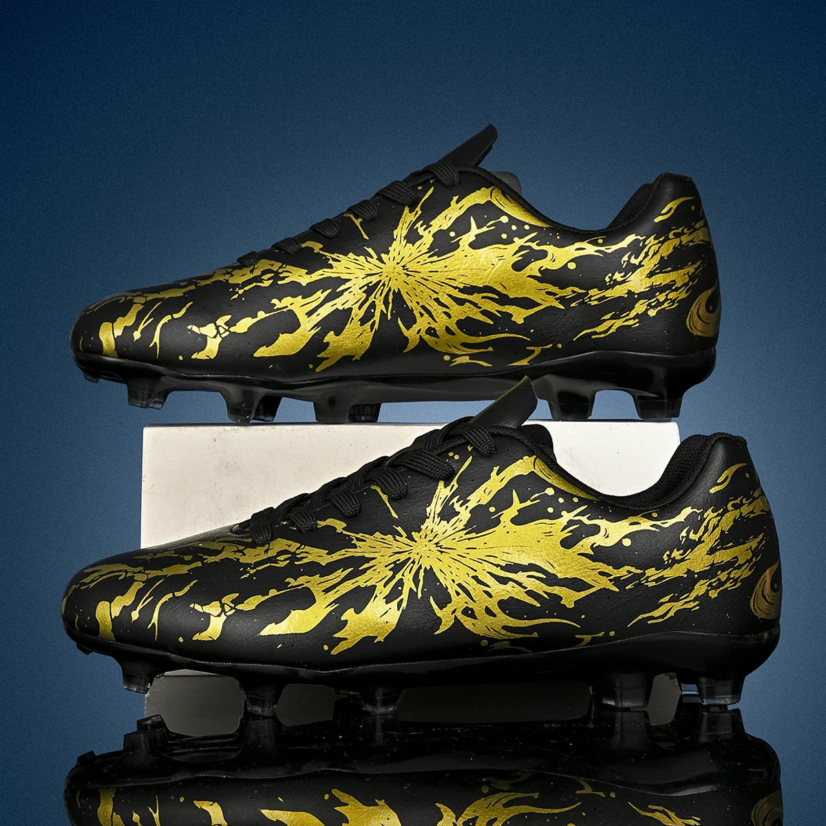 Chaussures de football pour hommes AG/FG pour terrain ferme, crampons en caoutchouc antidérapants, respirantes en PU, pour adultes, pour la pratique et la compétition de football en extérieur.