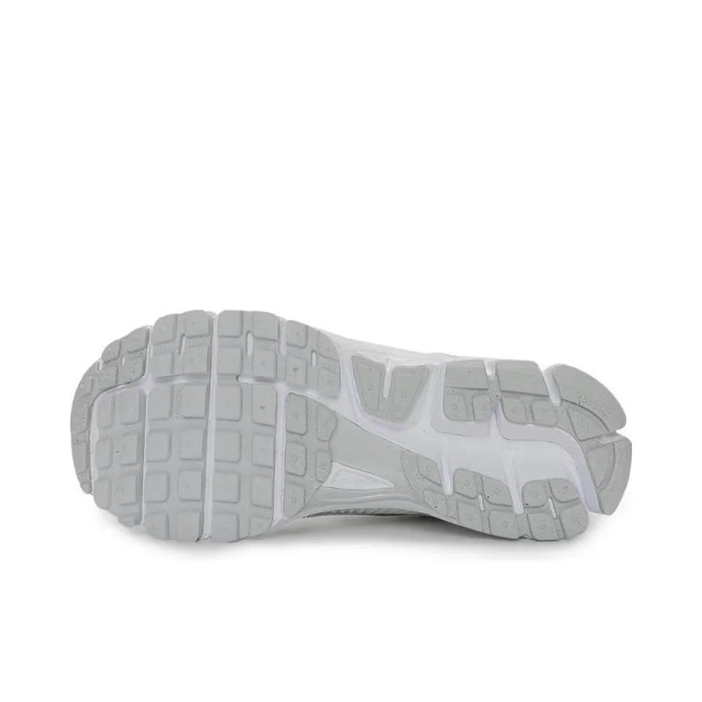 Nike W Nike Zoom Vomero 5 – halkfria, slitstarka löparskor med dämpning i klassisk casual-stil, snygga och mångsidiga HF7723-100