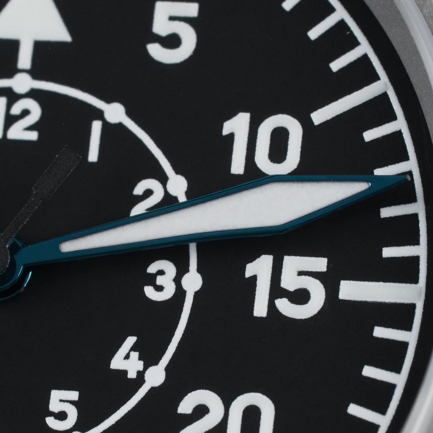 Militado ML10 Quartz Watch VH31 Sweeping Second Movement Sapphire Crystal BGW9 Luminous 10Bar Waterproof 36.9mm Vintage Watches