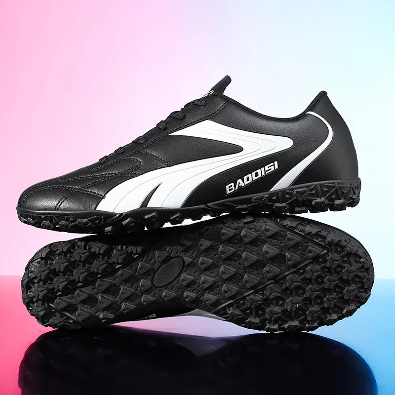 Scarpe da calcio da uomo traspiranti, scarpini da football e futsal ultraleggeri, sneaker professionali da allenamento unisex, tacchetti per erba e sport da partita
