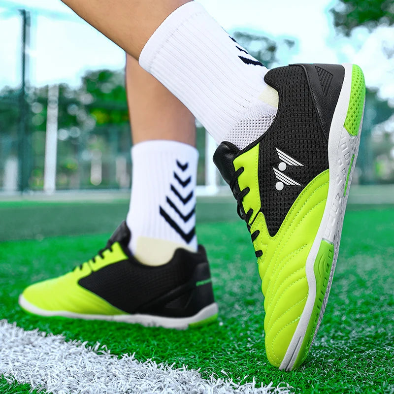 High-Quality New Men's Football Boots Grass High-Top Futsal Sneakers Soccer Shoes Non-Slip Match Indoor Hot-Selling Outdoor Sports