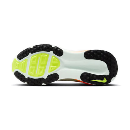 „Nike Vomero 18“ – amortizuojantys, palaikantys, lengvi, idealiai tinkantys bėgimui ir ėjimui, patogūs unisex bėgimo bateliai HM6803-300