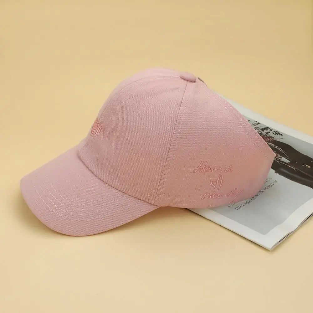 Cappellino estivo da ragazza con coda alta, visiera parasole ad asciugatura rapida, cappellino da baseball per bambini senza visiera, cappellino regolabile da ragazza in colori pastello